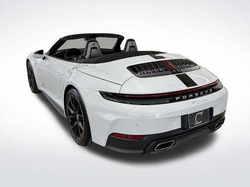 2025 Porsche 911 Carrera