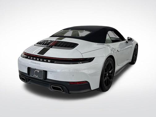 2025 Porsche 911 Carrera