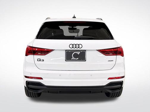 2025 Audi Q3 45 S line Premium