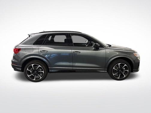 2025 Audi Q3 45 S line Premium