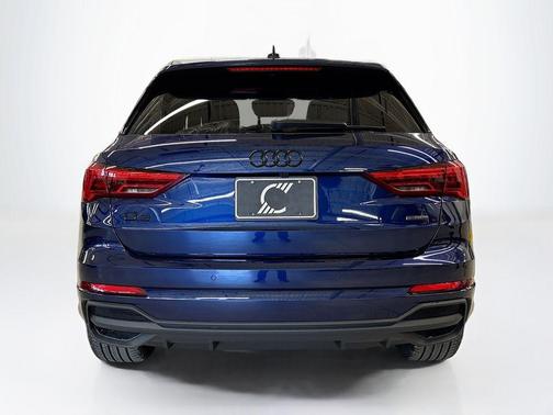 2025 Audi Q3 45 S line Premium