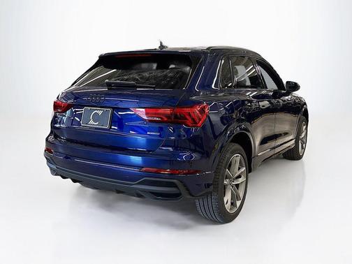 2025 Audi Q3 45 S line Premium