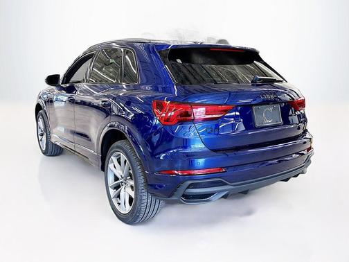 2025 Audi Q3 45 S line Premium