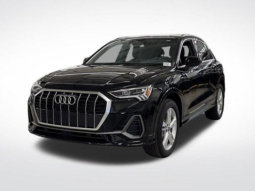 2024 Audi Q3 45 S line Premium