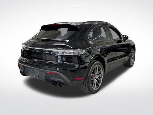 2024 Porsche Macan Base (PDK)