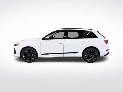 2025 Audi Q7 55 Prestige