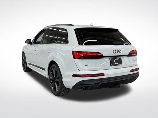2025 Audi Q7 55 Prestige