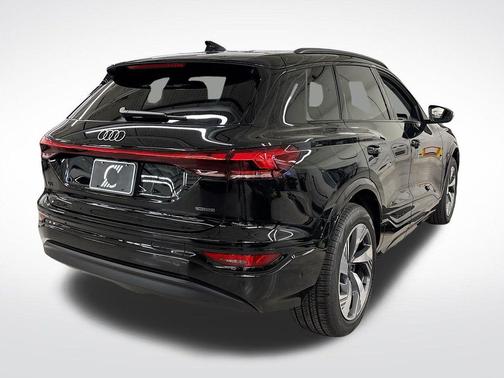 2025 Audi Q6 e-tron Premium