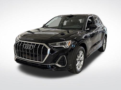 2024 Audi Q3 45 S line Premium
