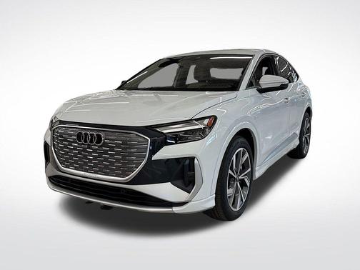 2025 Audi Q4 e-tron 55 quattro Premium