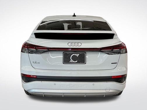 2025 Audi Q4 e-tron 55 quattro Premium