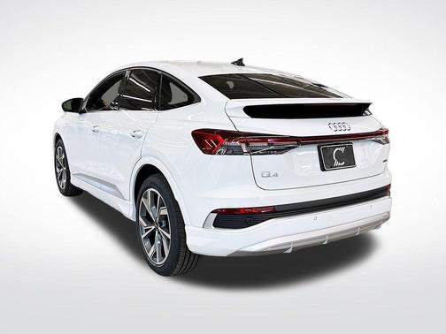 2025 Audi Q4 e-tron 55 quattro Premium