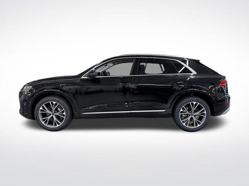 2025 Audi Q8 55 Premium