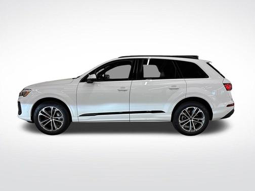 2026 Audi Q7 45 Premium Plus