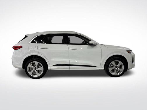 2025 Audi Q5 2.0T quattro Premium