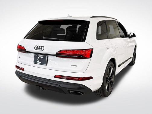 2026 Audi Q7 PLUS