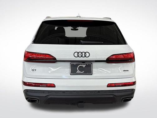 2026 Audi Q7 PLUS