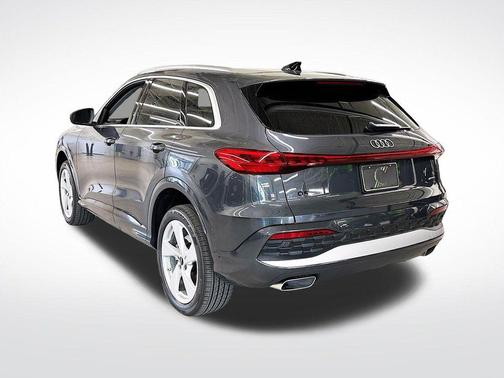 Tambora Flame 2026 Audi Q5 PLUS