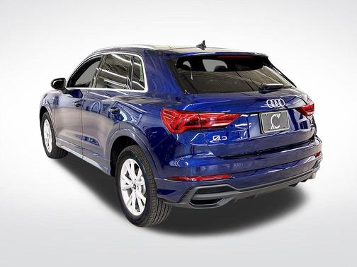2025 Audi Q3 45 S line Premium