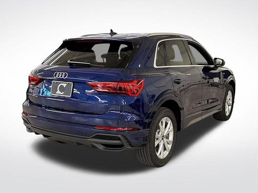 2025 Audi Q3 45 S line Premium