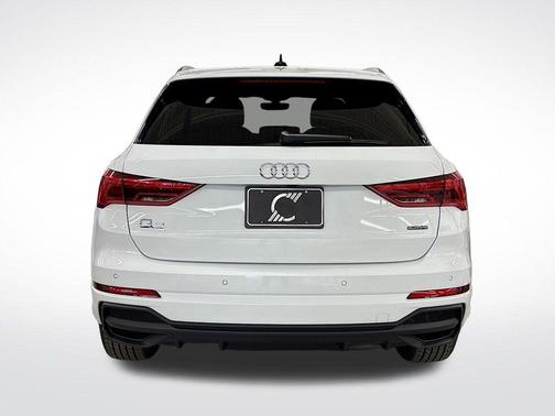 2025 Audi Q3 45 S line Premium