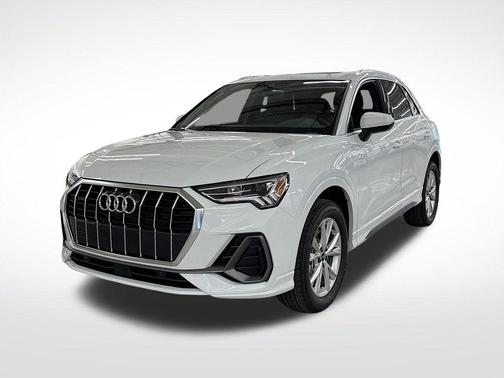 2025 Audi Q3 45 S line Premium