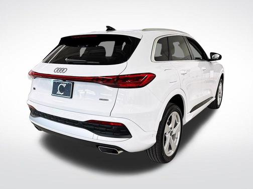 2025 Audi Q5 2.0T quattro Premium