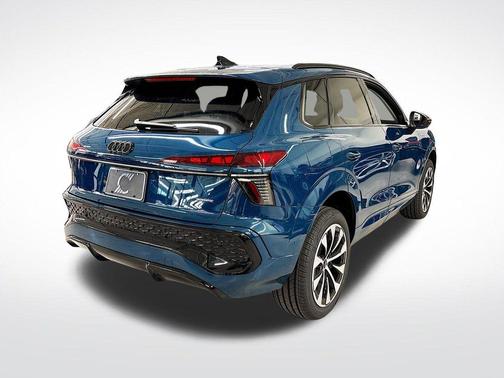 Blue Metallic 2026 Audi Q3 S line