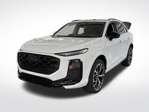 Glacier White Metallic 2026 Audi Q3 S line