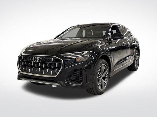 2025 Audi Q8 55 Premium