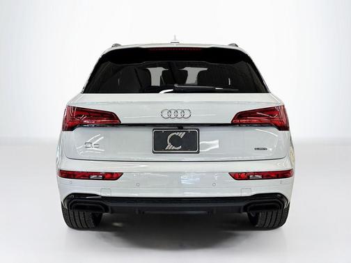2025 Audi Q5 45 S line quattro Premium