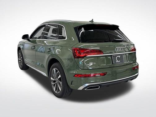 2024 Audi Q5 45 S line quattro Premium