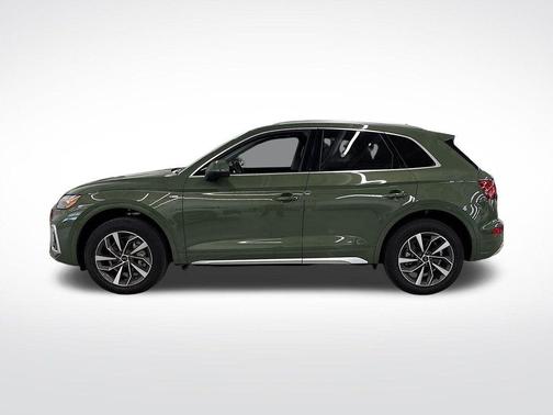 2024 Audi Q5 45 S line quattro Premium