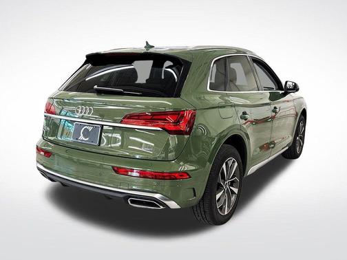 2024 Audi Q5 45 S line quattro Premium