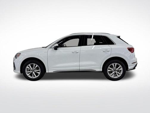 2025 Audi Q3 45 S line Premium