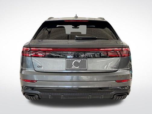 2025 Audi Q8 55 Premium