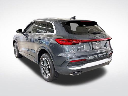 2025 Audi Q5 2.0T quattro Premium