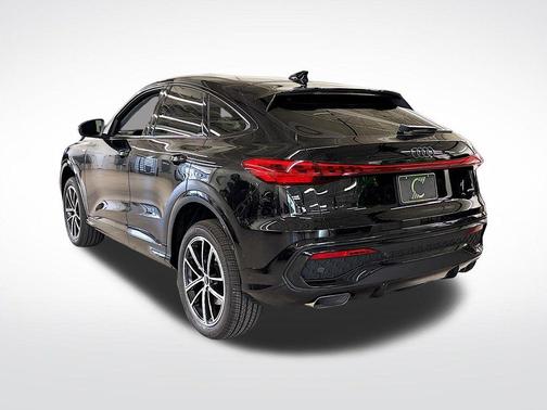 Mythos Black Metallic 2026 Audi Q5 Sportback PLUS