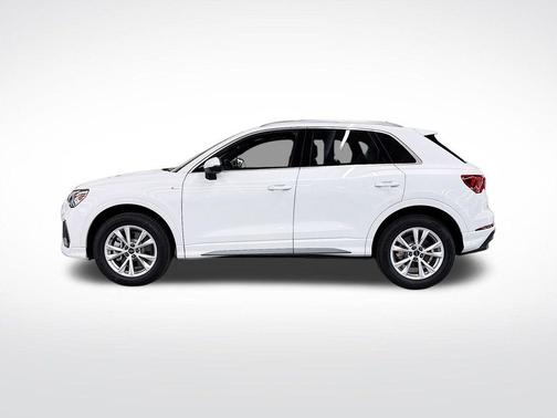 2025 Audi Q3 45 S line Premium