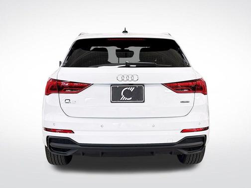 2025 Audi Q3 45 S line Premium