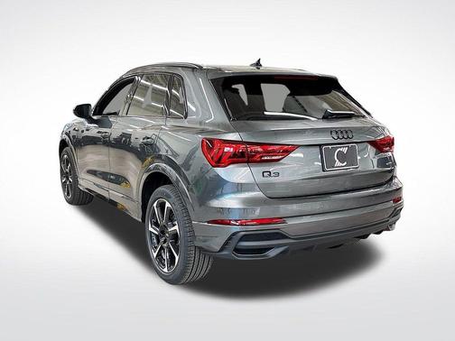 2025 Audi Q3 45 S line Premium