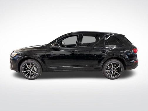 2025 Audi Q7 45 Premium Plus