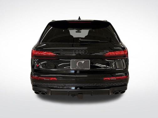 2026 Audi SQ7 4.0T Premium Plus