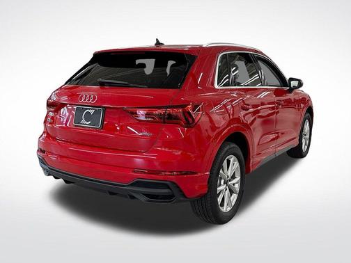 2025 Audi Q3 45 S line Premium