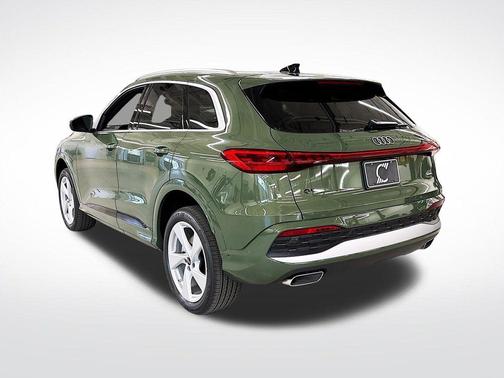 Green Metallic 2026 Audi Q5 PLUS