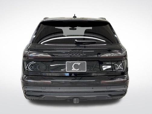 2023 Audi Q7 55 Prestige