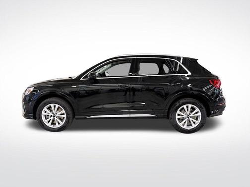 2025 Audi Q3 45 S line Premium