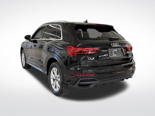 2025 Audi Q3 45 S line Premium