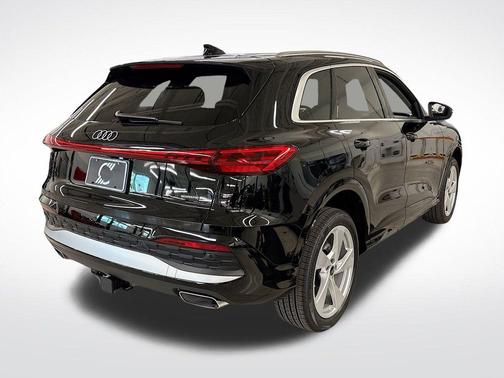 2025 Audi Q5 2.0T quattro Premium
