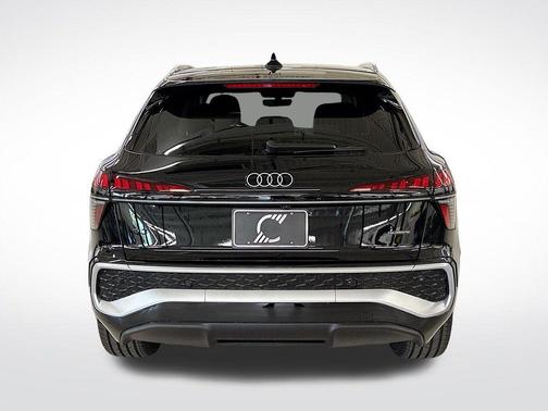 Mythos Black Metallic 2026 Audi Q3 S line